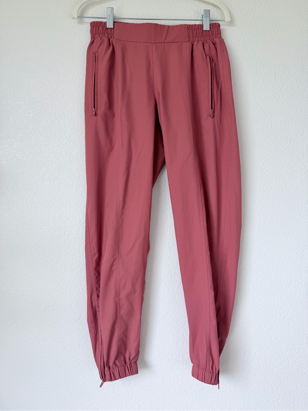 Old Navy StretchTech Dry Quick Joggers Dusty Rose Zip Pocket Small